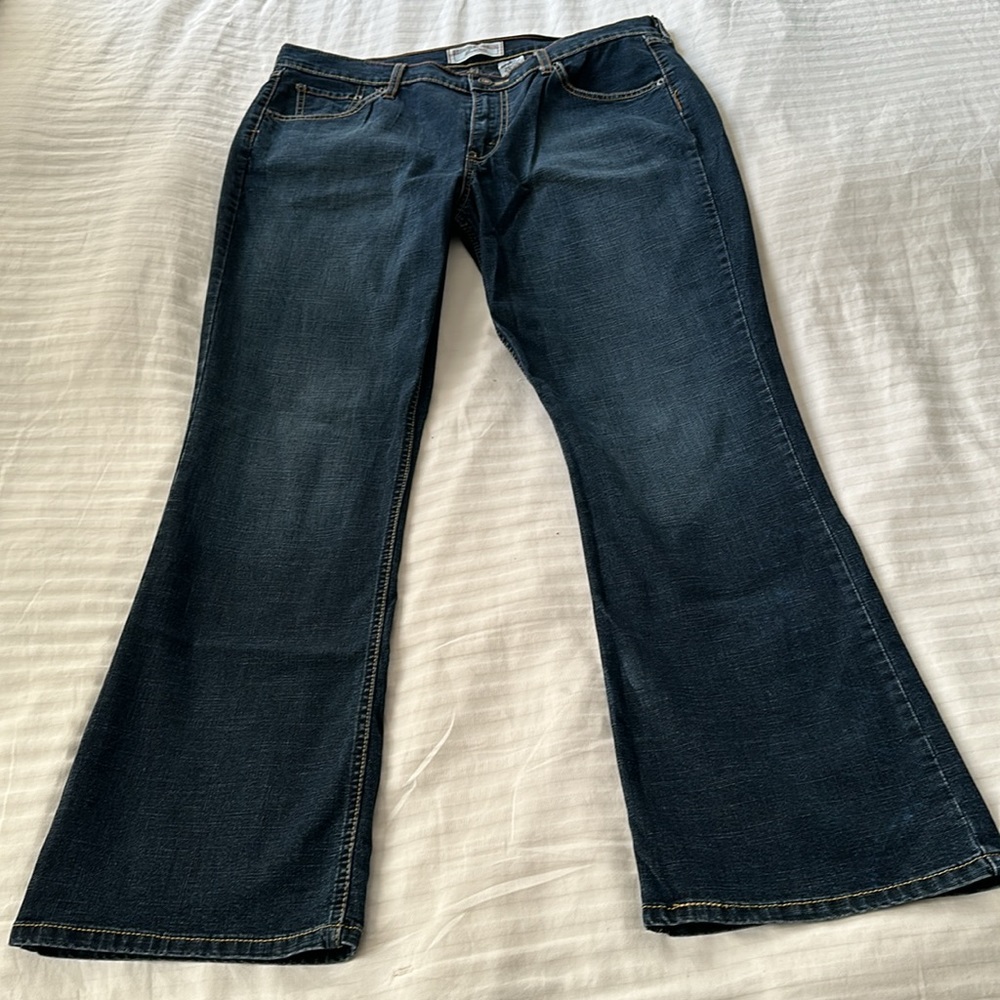 Stretch Boot Cut Levi Jeans